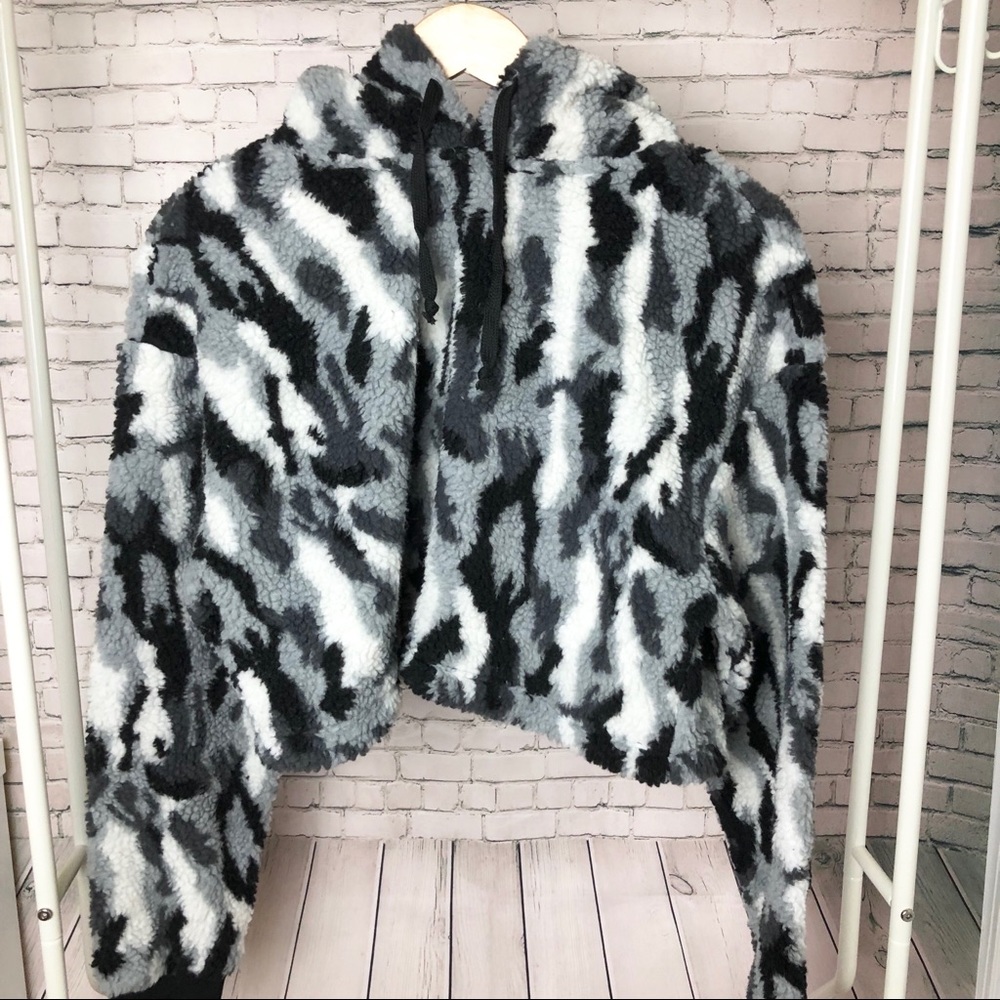 Sherpa Cammo Drawstring Sweatshirt